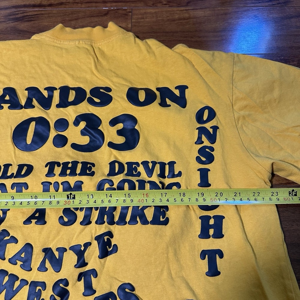 Kanye West T-Shirt Mens XL Yellow Excellent Jesus Is King Puff Print Graphic - Picture 4 of 5